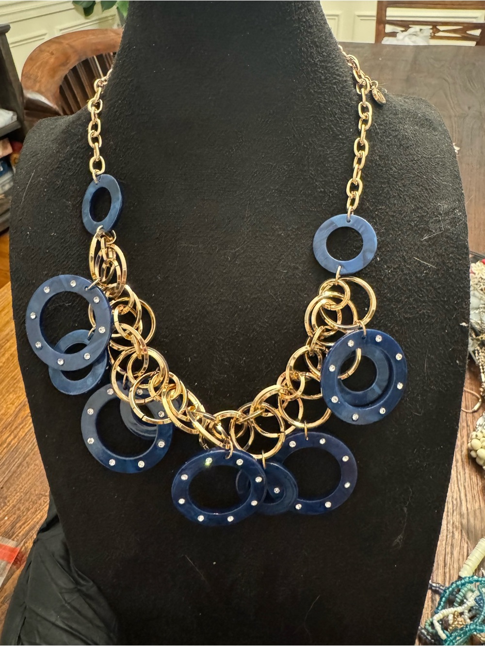 Cato C1946 Blue Rhinestone Statement Necklace & Earrings Jewelry Set